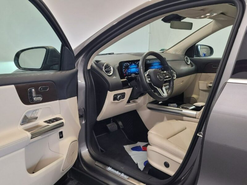 Mercedes GLA 200
