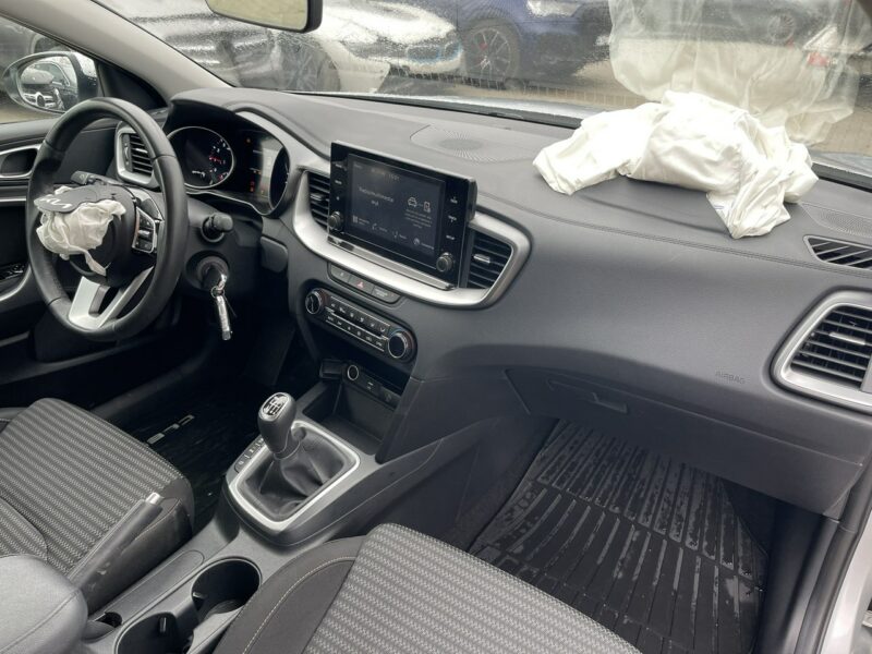 Kia Cee'd Klimatronik Parktronik Kamera 160KM III (2018-)