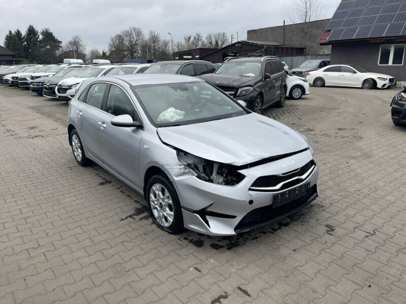 Kia Cee'd Klimatronik Parktronik Kamera 160KM III (2018-)