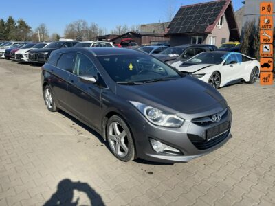 Hyundai i40 Comfort Klimatronik Podgrzewanie Czujniki