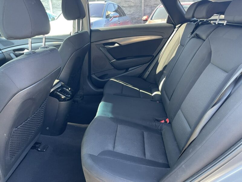 Hyundai i40 Comfort Klimatronik Podgrzewanie Czujniki