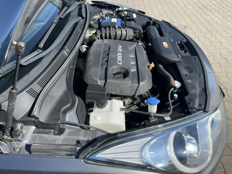 Hyundai i40 Comfort Klimatronik Podgrzewanie Czujniki