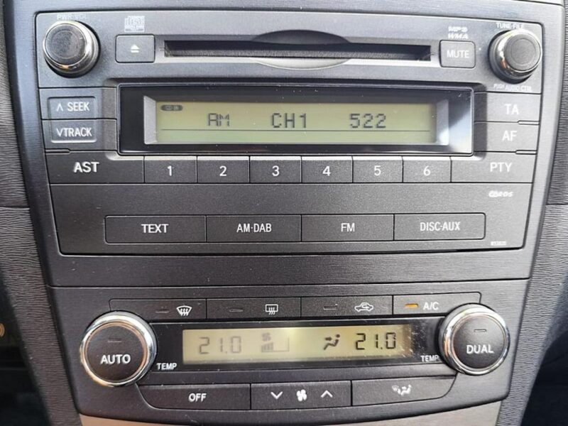 Toyota Avensis 1.8i Climatronic Gwarancja III (2009-)