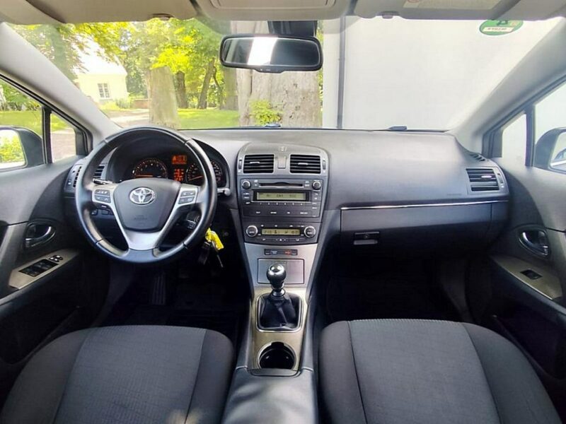 Toyota Avensis 1.8i Climatronic Gwarancja III (2009-)