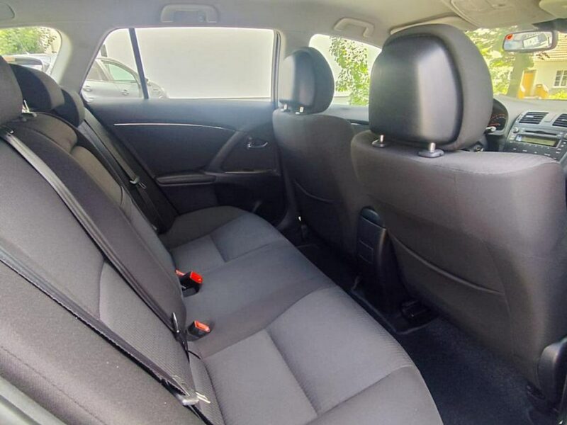 Toyota Avensis 1.8i Climatronic Gwarancja III (2009-)