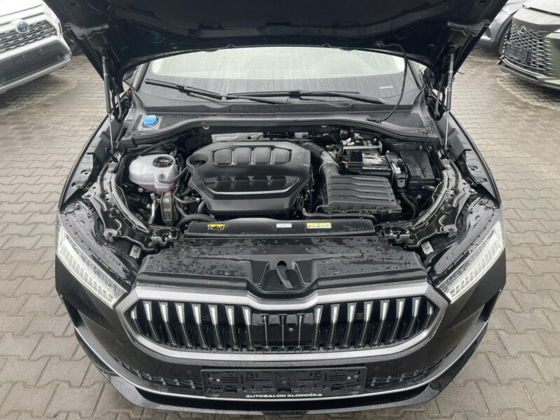 Škoda Superb 4x4 L&K Automat Kamery 360 Skóra 265KM IV (2023-)