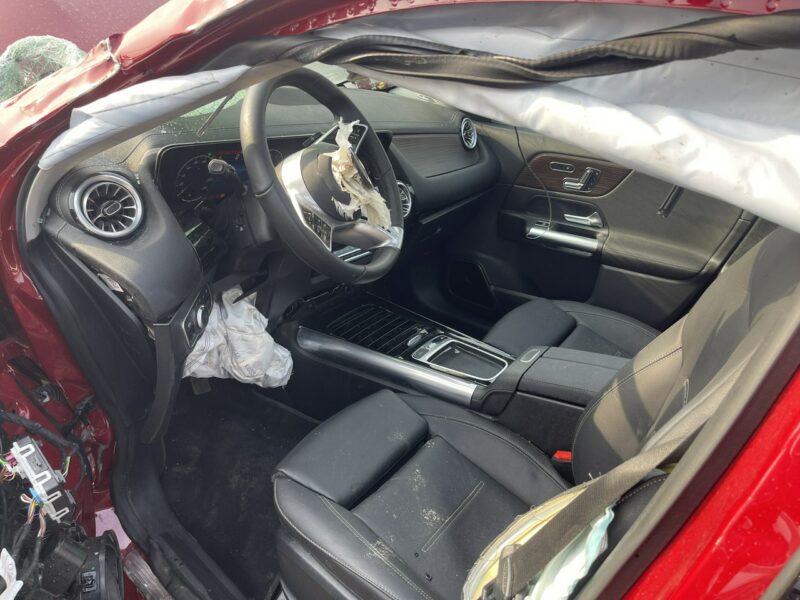 Mercedes GLA 250 4Matic Automat Podgrzewanie Pamięć Skóra 224KM