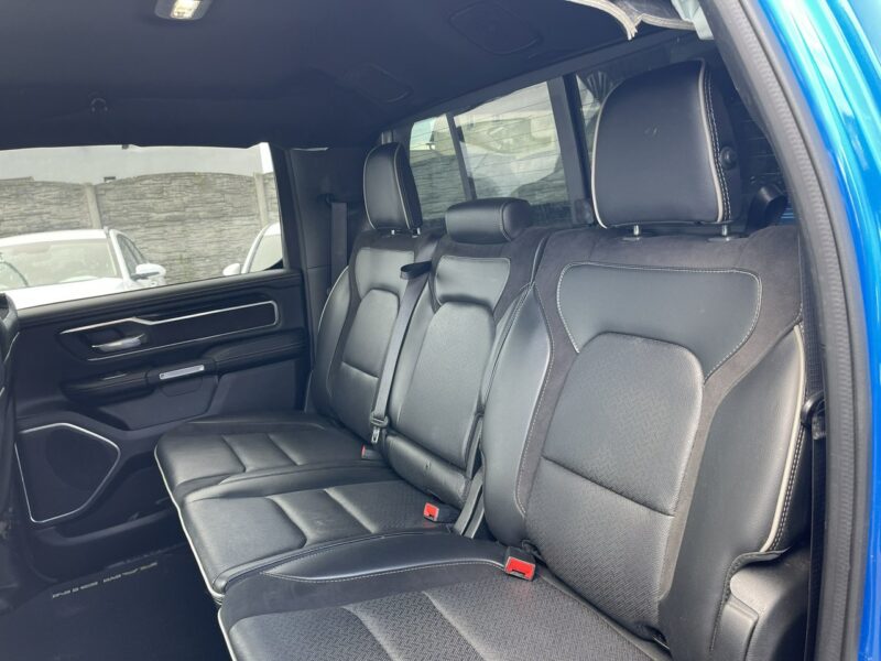 Dodge RAM Wersja EU 4x4 5,7l LPG Automat Skóra Hak _ LARAMIE V (2019-)
