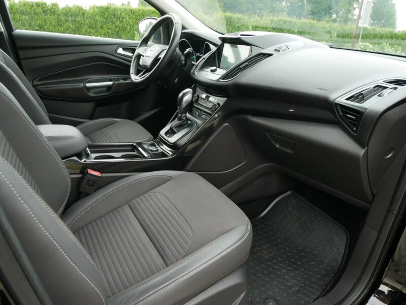Ford Kuga 1.5 E-Boost 176KM Eu6 Automat 4x4 AWD +HAK +Pakiet zima -Navi -Zobacz II (2012-)