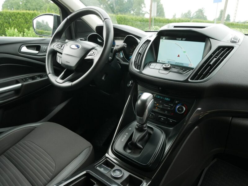 Ford Kuga 1.5 E-Boost 176KM Eu6 Automat 4x4 AWD +HAK +Pakiet zima -Navi -Zobacz II (2012-)