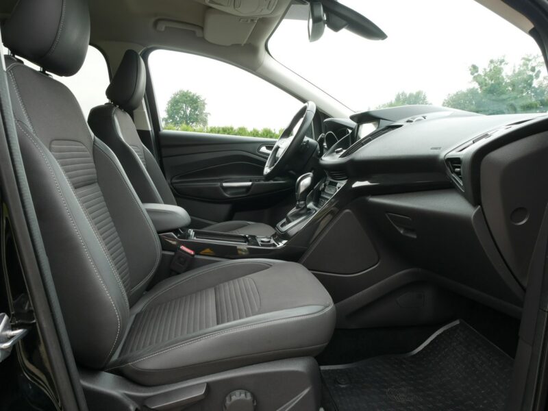 Ford Kuga 1.5 E-Boost 176KM Eu6 Automat 4x4 AWD +HAK +Pakiet zima -Navi -Zobacz II (2012-)