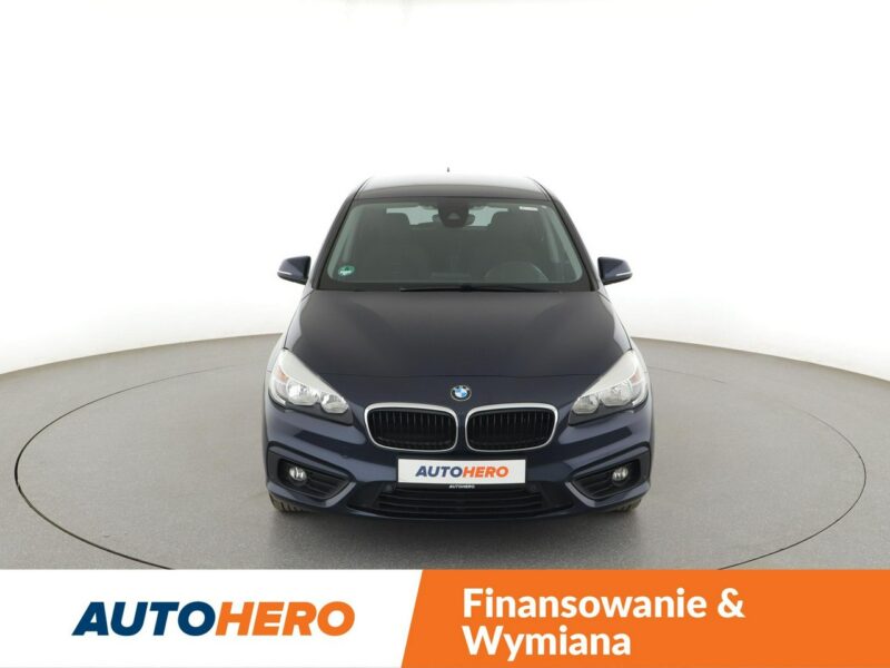 BMW 218 automat klima auto sportowe grzane fotele czujniki parkowania F22