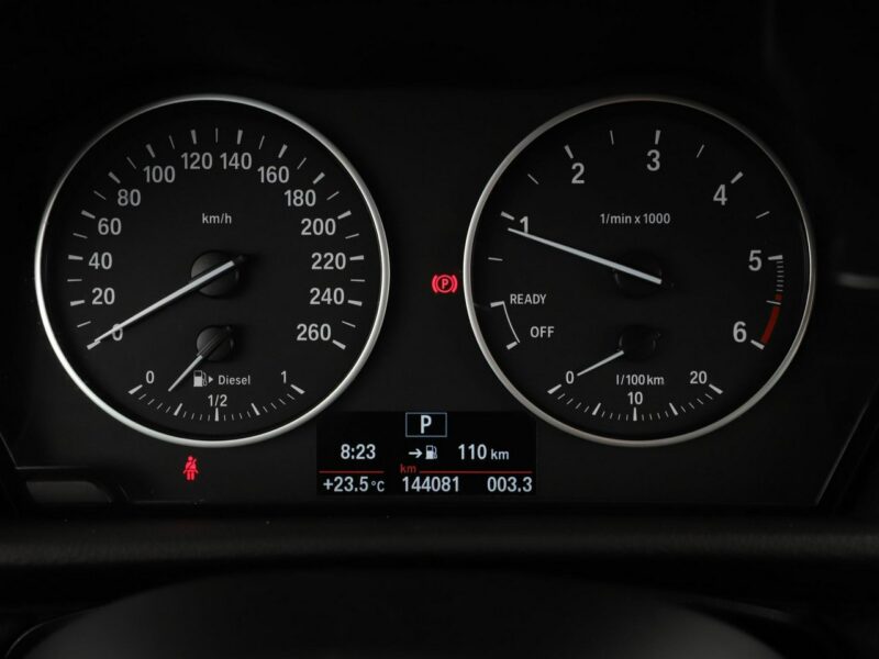 BMW 218 automat klima auto sportowe grzane fotele czujniki parkowania F22