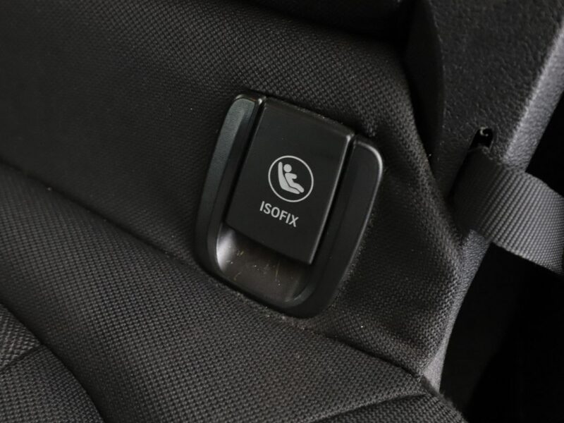 BMW 218 automat klima auto sportowe grzane fotele czujniki parkowania F22