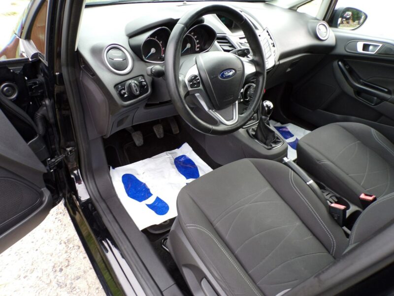 Ford Fiesta Klimatyzacja /Lift /Gwarancja /1,2 /82KM /I Właść /2016r Mk7 (2008-)
