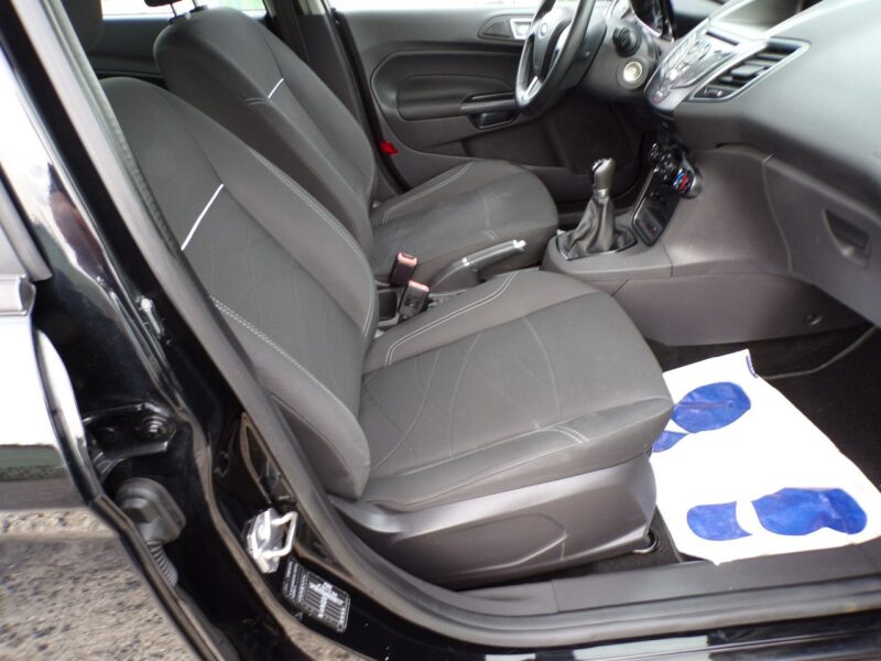 Ford Fiesta Klimatyzacja /Lift /Gwarancja /1,2 /82KM /I Właść /2016r Mk7 (2008-)