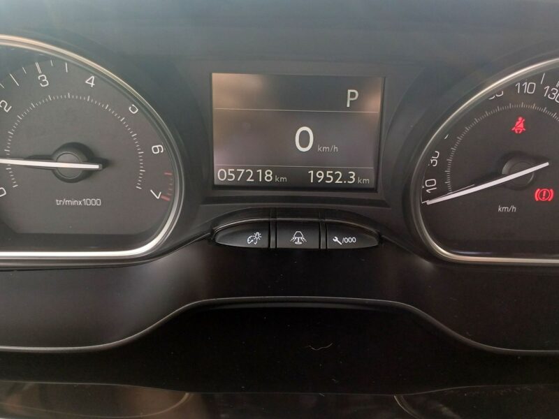 Peugeot 2008 1.2 110 KM Nawigacja Automat Przebieg: 57.200 km I (2013-2019)