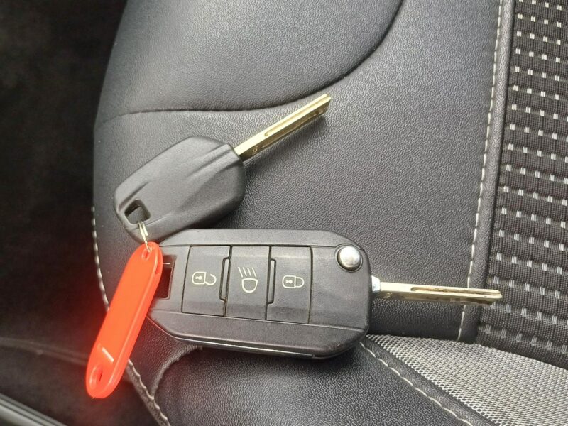 Peugeot 2008 1.2 110 KM Nawigacja Automat Przebieg: 57.200 km I (2013-2019)