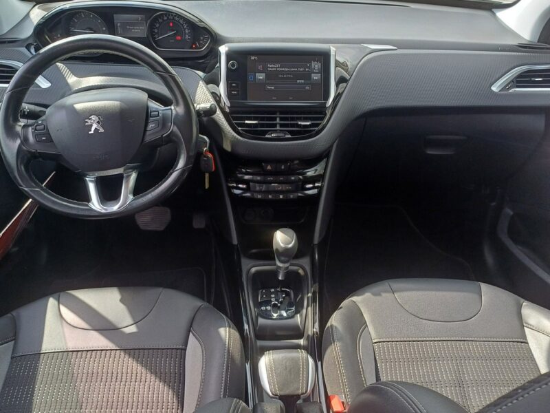 Peugeot 2008 1.2 110 KM Nawigacja Automat Przebieg: 57.200 km I (2013-2019)