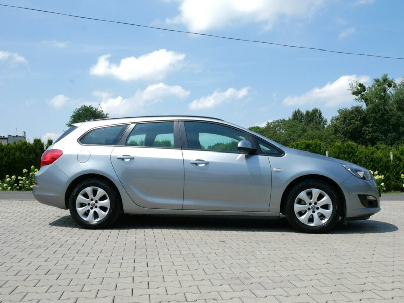 Opel Astra 1.4 100KM Gaz LPG [Eu5] Kombi Enjoy Krajowy -2gi Właściciel +Koła zima J (2009-2019)