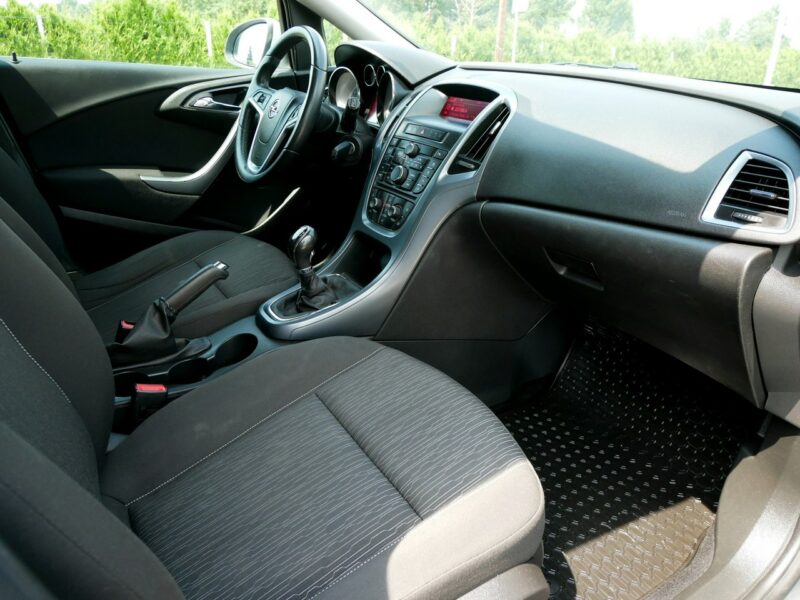 Opel Astra 1.4 100KM Gaz LPG [Eu5] Kombi Enjoy Krajowy -2gi Właściciel +Koła zima J (2009-2019)