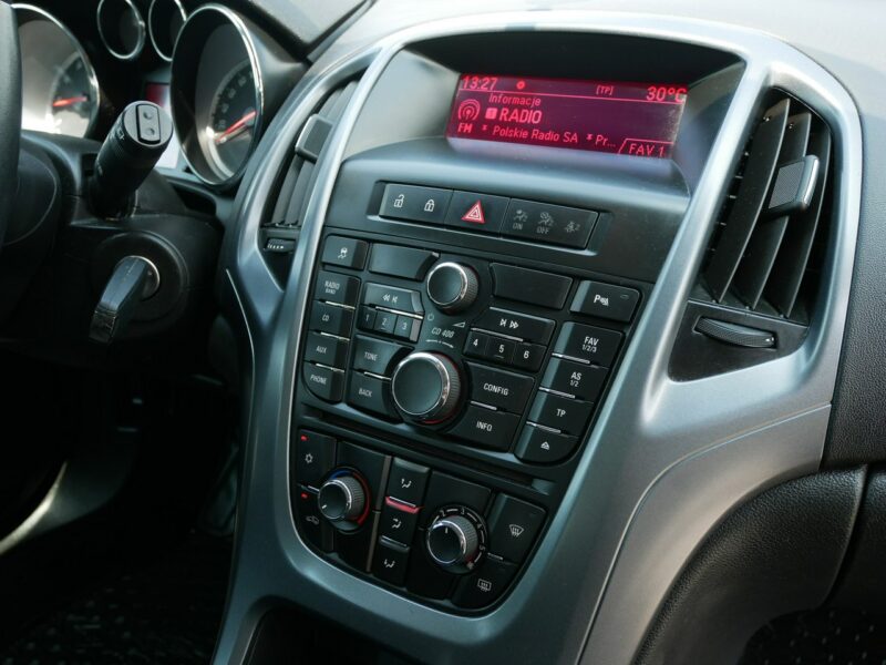Opel Astra 1.4 100KM Gaz LPG [Eu5] Kombi Enjoy Krajowy -2gi Właściciel +Koła zima J (2009-2019)