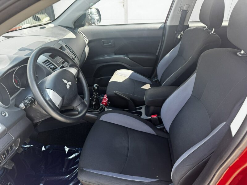 Mitsubishi Outlander Raty/Zamiana Gwarancja 4x4 7 osób skórzana tapicerka zadbany zobacz II (2006-2013)