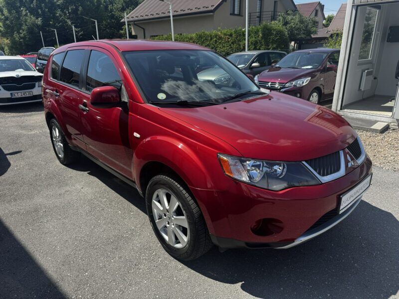 Mitsubishi Outlander Raty/Zamiana Gwarancja 4x4 7 osób skórzana tapicerka zadbany zobacz II (2006-2013)