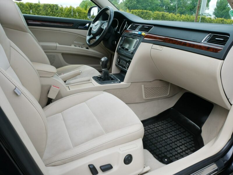 Škoda Superb 1.8TSI 160KM Elegance Liftback -Skóra -Elektr. fot -Szyber -Navi -Hak II (2008-2015)