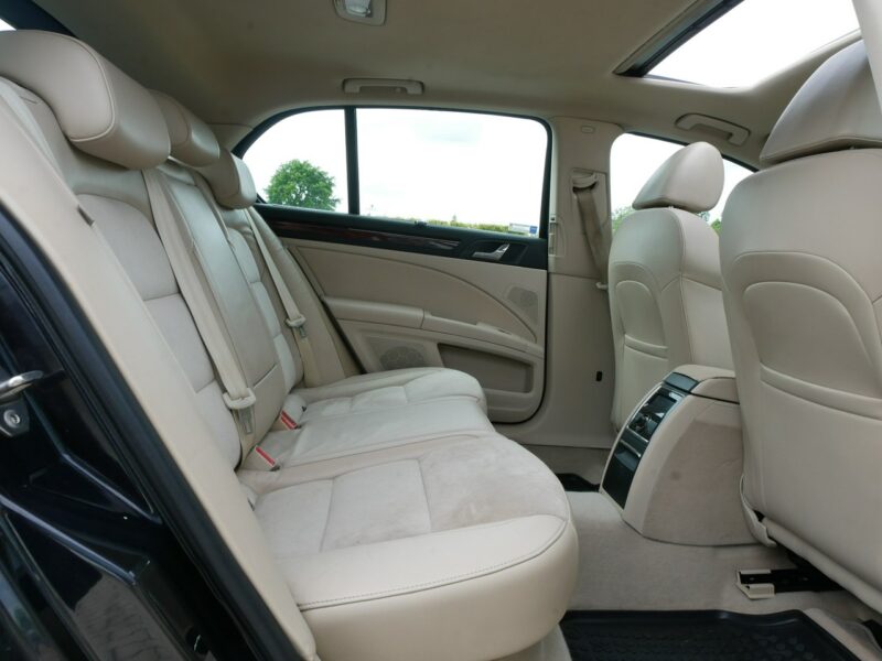 Škoda Superb 1.8TSI 160KM Elegance Liftback -Skóra -Elektr. fot -Szyber -Navi -Hak II (2008-2015)