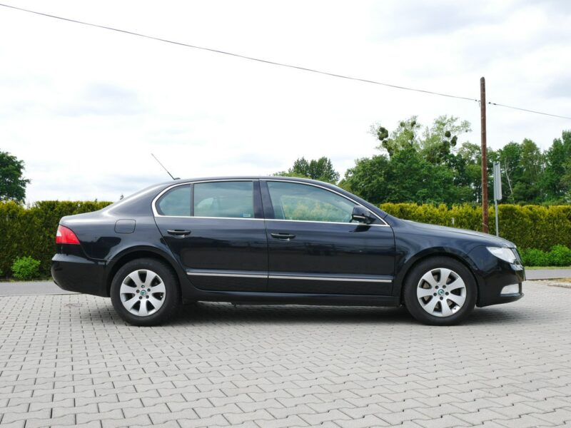 Škoda Superb 1.8TSI 160KM Elegance Liftback -Skóra -Elektr. fot -Szyber -Navi -Hak II (2008-2015)