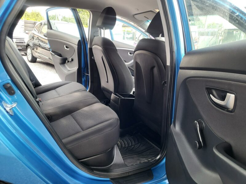 Hyundai i30 1.4 101 KM 100% Przebieg 100% Bezwypadek Nowy TUV Zapraszamy ! II (2012 - 2016)