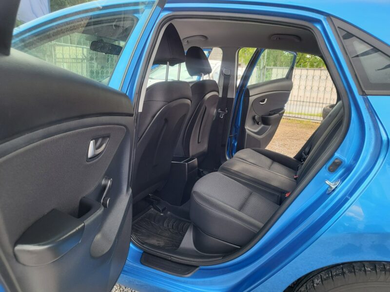 Hyundai i30 1.4 101 KM 100% Przebieg 100% Bezwypadek Nowy TUV Zapraszamy ! II (2012 - 2016)