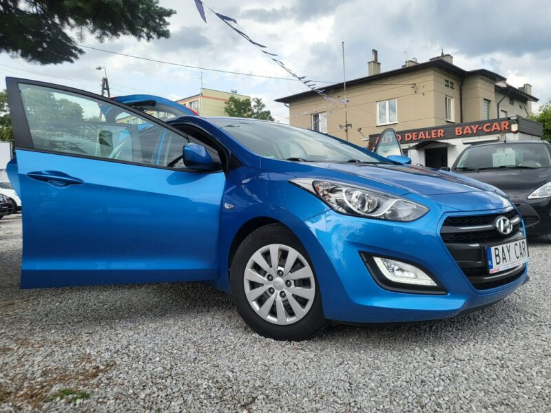 Hyundai i30 1.4 101 KM 100% Przebieg 100% Bezwypadek Nowy TUV Zapraszamy ! II (2012 - 2016)