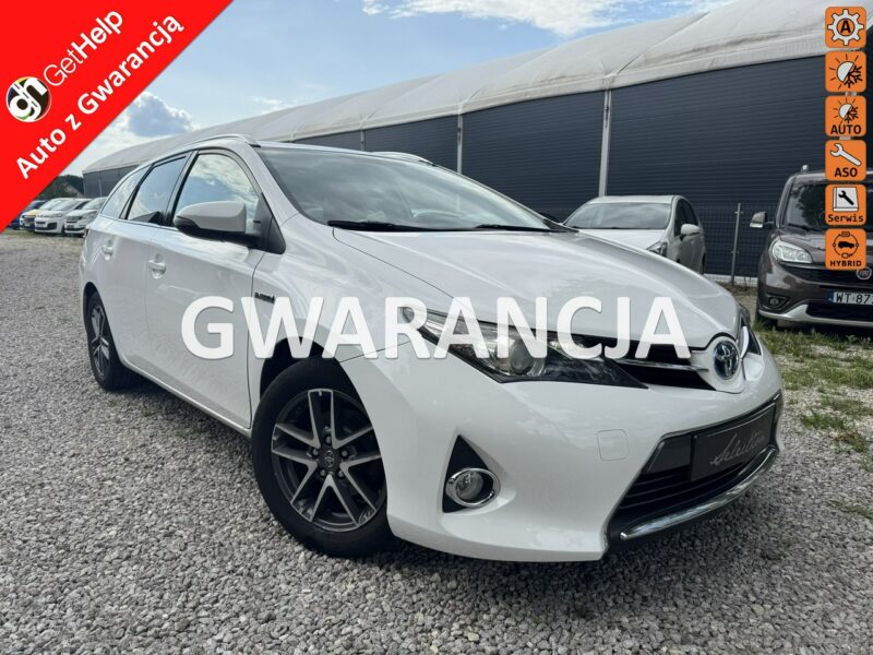 Toyota Auris 1.8 HSD 136KM Kamera Serwis Bardzo ładny! II (2012-)