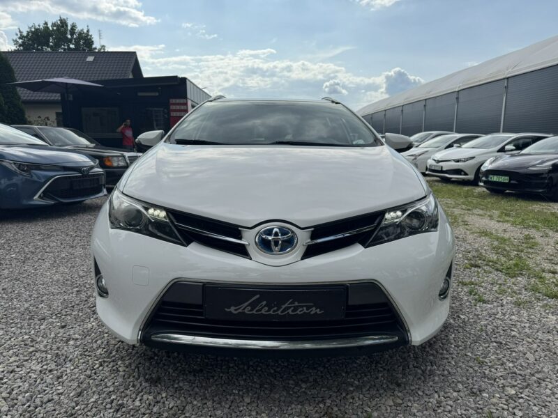 Toyota Auris 1.8 HSD 136KM Kamera Serwis Bardzo ładny! II (2012-)