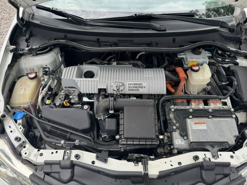 Toyota Auris 1.8 HSD 136KM Kamera Serwis Bardzo ładny! II (2012-)