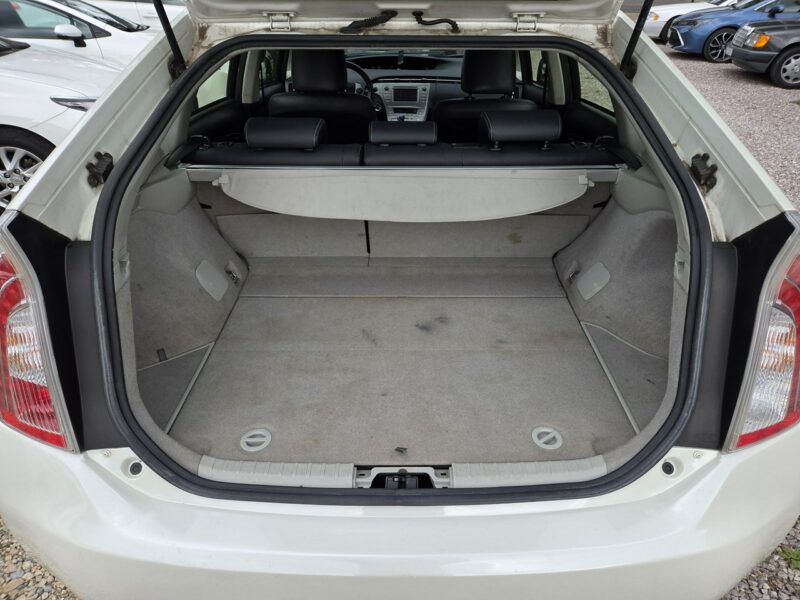 Toyota Prius 1.8 HSD 136KM Lift Kamera Hand free Skóra Ładny Stan IV (2009-)
