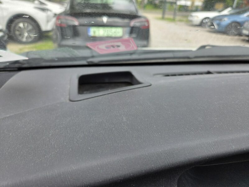 Toyota Prius 1.8 HSD 136KM Lift Kamera Hand free Skóra Ładny Stan IV (2009-)