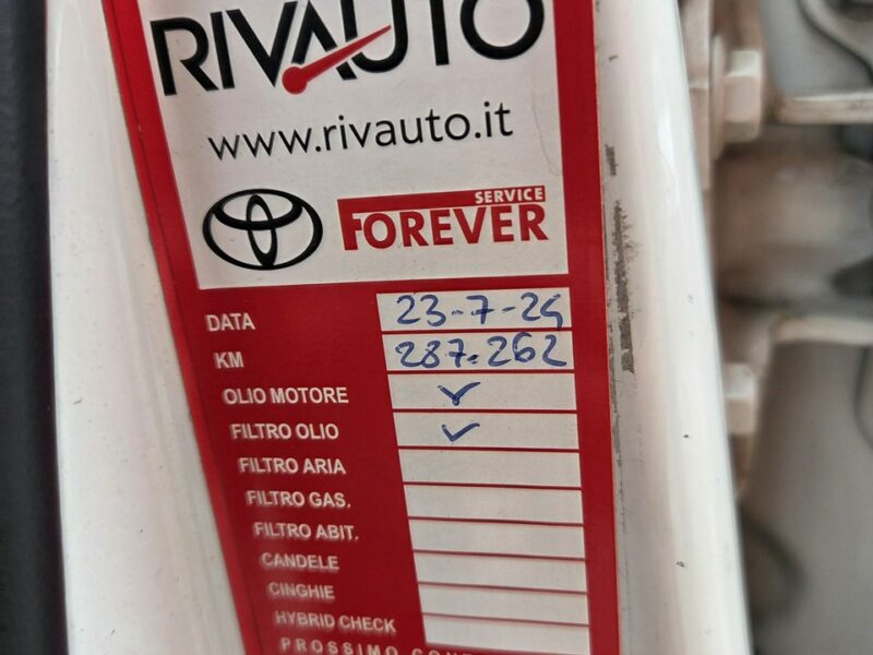 Toyota Prius 1.8 HSD 136KM Lift Kamera Hand free Skóra Ładny Stan IV (2009-)