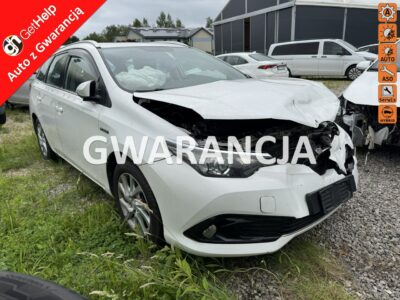 Toyota Auris 1.8 HSD 136KM Lifting Uszkodzona Pali i jeździ! II (2012-)