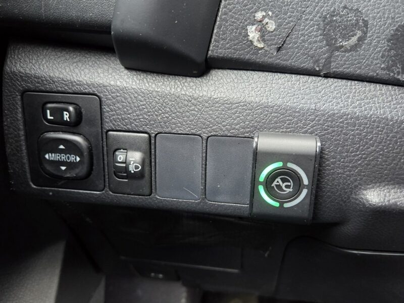 Toyota Auris 1.8 HSD LIFT 136KM LEDY Kamera LPG Wypis TAXI II (2012-)