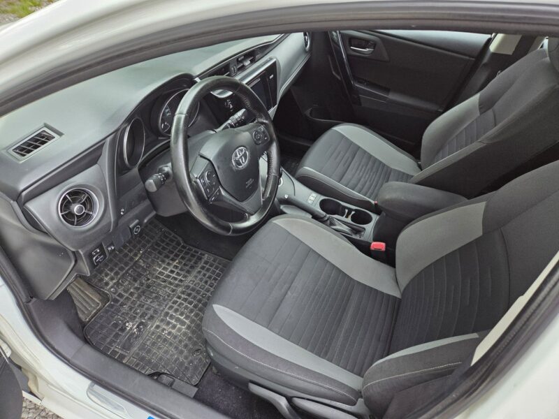 Toyota Auris 1.8 HSD LIFT 136KM LEDY Kamera LPG Wypis TAXI II (2012-)