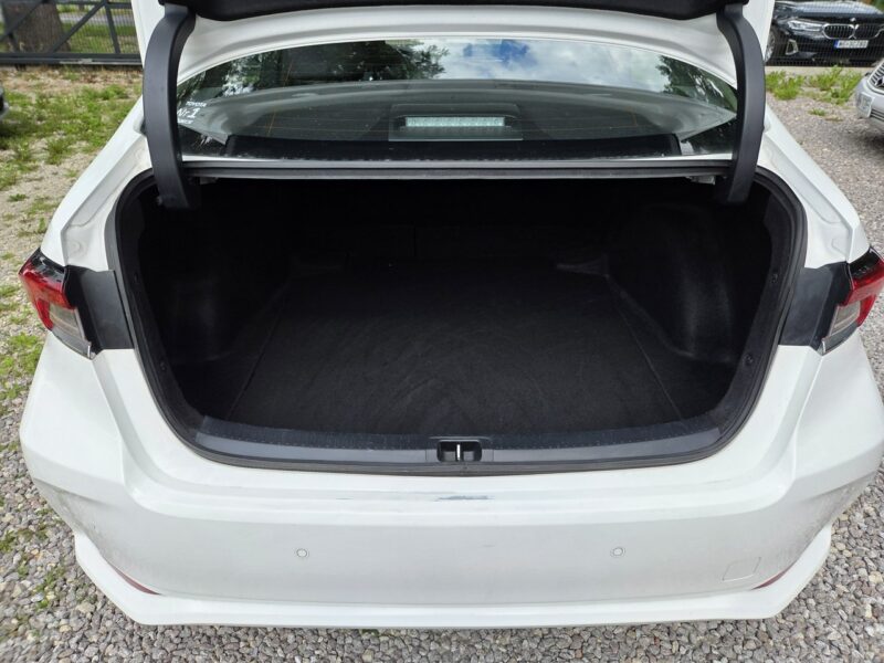 Toyota Corolla 1.8 HSD 122KM Salon PL LPG Vat 23% Distronic Kamera Ast. pasa E21 (2019-)
