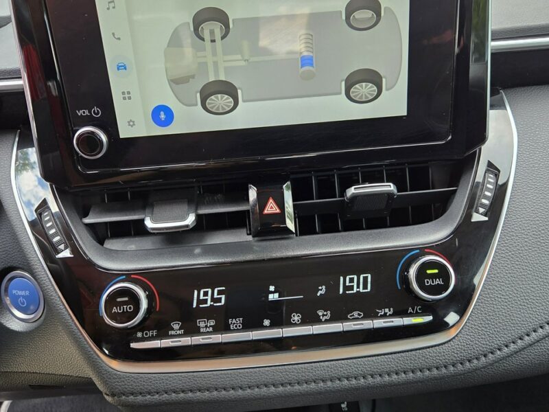 Toyota Corolla 1.8 HSD 122KM Salon PL LPG Vat 23% Distronic Kamera Ast. pasa E21 (2019-)