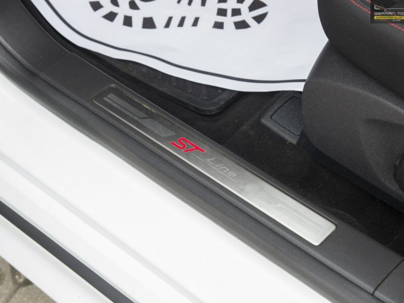 Ford Mondeo ST Line / Ledy / Tablet Tesla Line / Bezwypadkowy / Gwarancja na Rok Mk5 (2014-)
