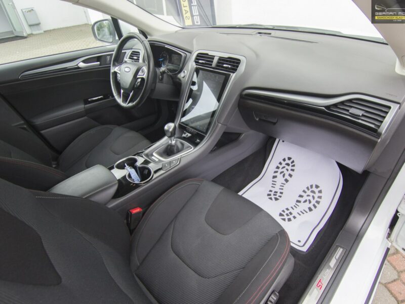 Ford Mondeo ST Line / Ledy / Tablet Tesla Line / Bezwypadkowy / Gwarancja na Rok Mk5 (2014-)