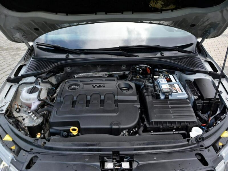 Škoda Octavia 2.0TDI(184KM)VRS Radar ACC Duża Navi Bi-Xenon Ledy Skóry 2xParkt Aso III (2013-)