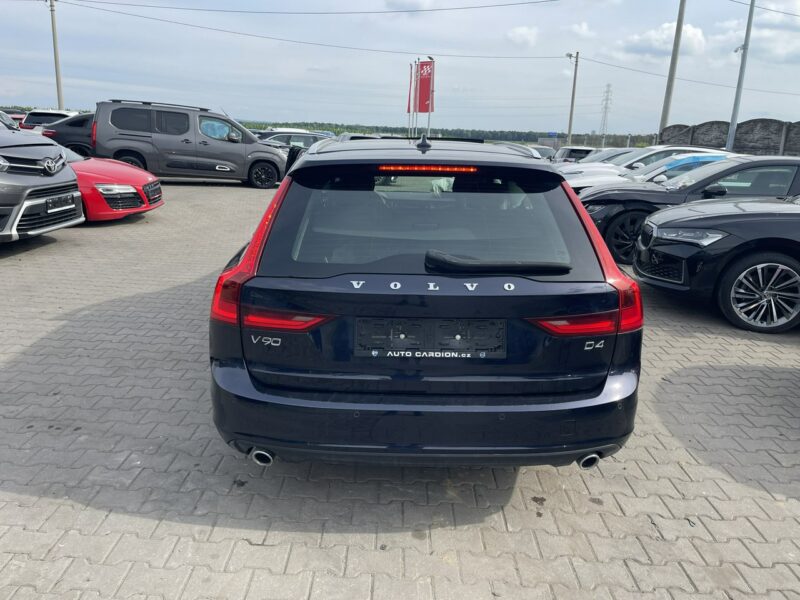 Volvo V90 D4 Momentum Virtual Panorama Podgrzewanie