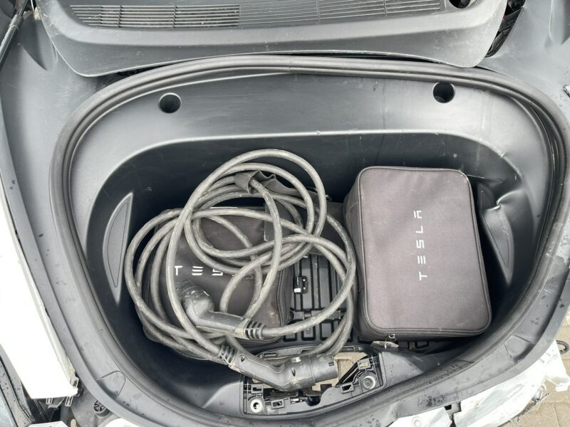 Tesla Model 3 AWD Long range Dual motor 75KWh 491KM